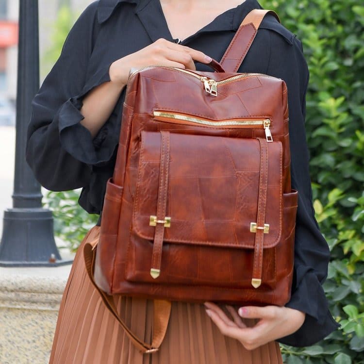 حقيبة ظهر Vintage Luxe الجلدية الفاخرة للنساء | أنيقة وعملية